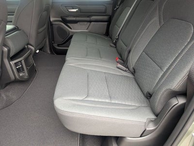 2026 RAM 1500 RAM 1500 EXPRESS CREW CAB 4X4 5'7' BOX