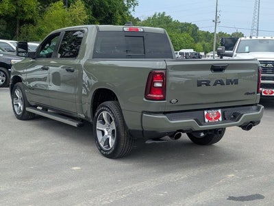 2026 RAM 1500 RAM 1500 EXPRESS CREW CAB 4X4 5'7' BOX