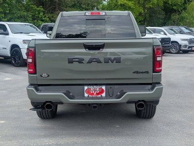 2026 RAM 1500 RAM 1500 EXPRESS CREW CAB 4X4 5'7' BOX