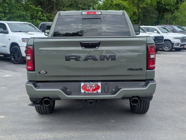 2026 RAM 1500 RAM 1500 EXPRESS CREW CAB 4X4 5'7' BOX