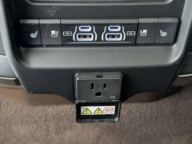 2025 RAM 1500 Limited