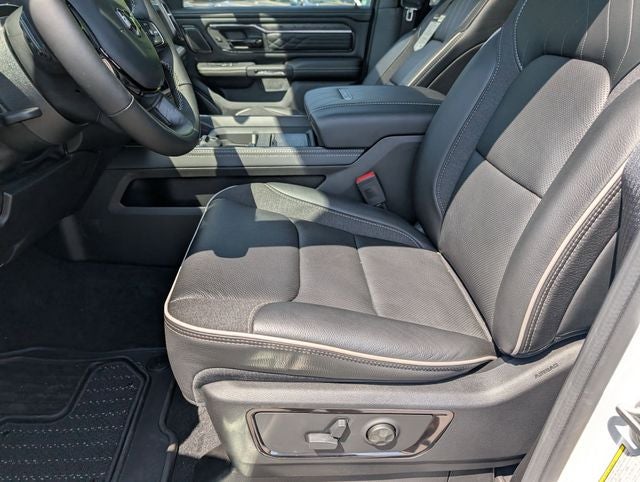2026 RAM 1500 RAM 1500 LIMITED CREW CAB 4X4 5'7' BOX