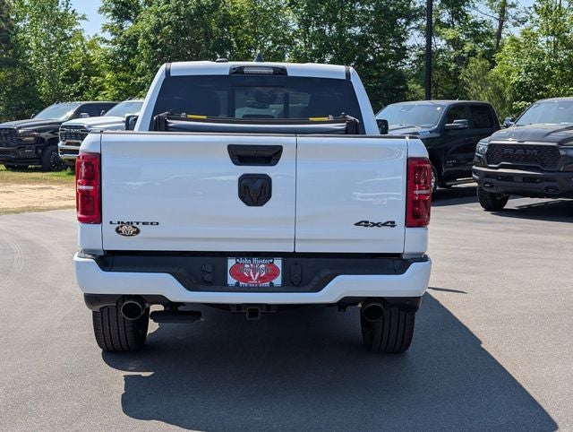 2026 RAM 1500 RAM 1500 LIMITED CREW CAB 4X4 5'7' BOX