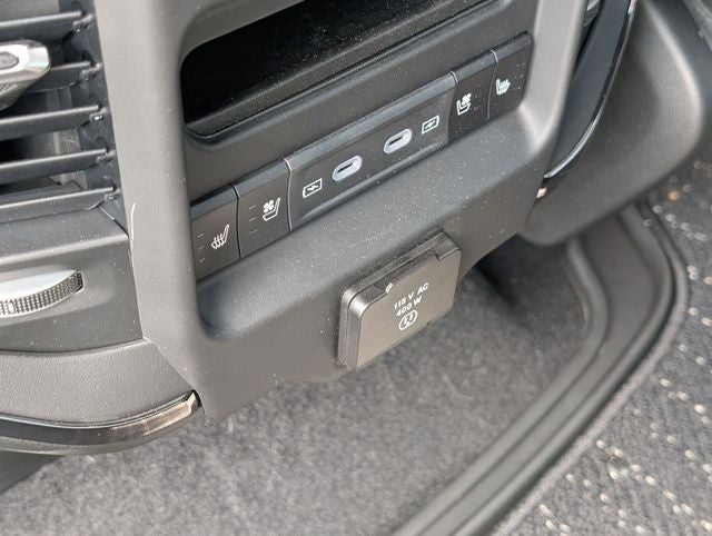 2026 RAM 1500 RAM 1500 LIMITED CREW CAB 4X4 5'7' BOX
