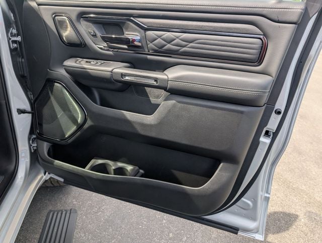 2026 RAM 1500 RAM 1500 LIMITED CREW CAB 4X4 5'7' BOX