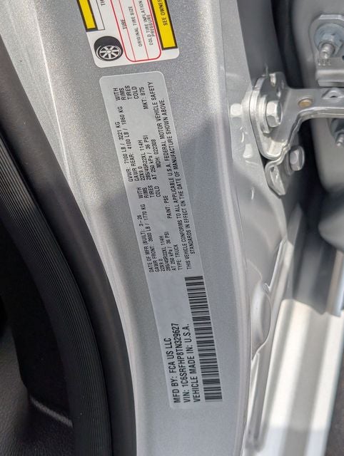 2026 RAM 1500 RAM 1500 LIMITED CREW CAB 4X4 5'7' BOX