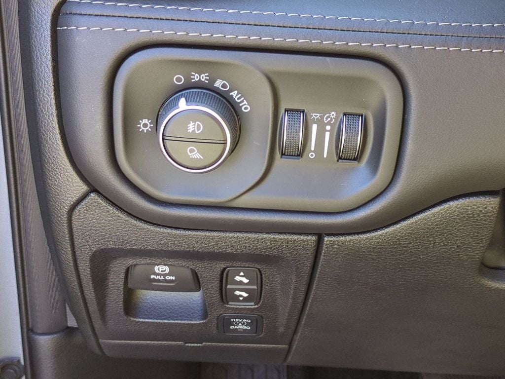 2027 RAM 1500 Limited
