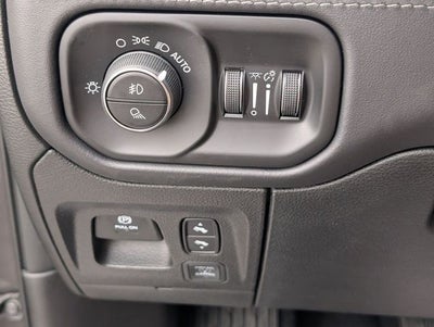 2026 RAM 1500 RAM 1500 LIMITED CREW CAB 4X4 5'7' BOX