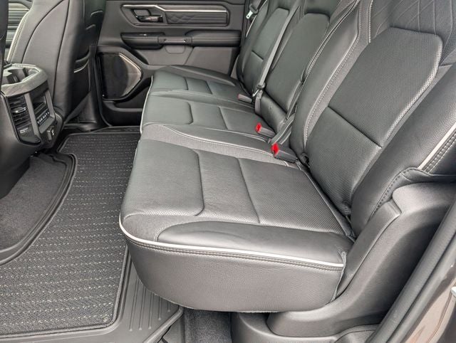 2026 RAM 1500 RAM 1500 LIMITED CREW CAB 4X4 5'7' BOX