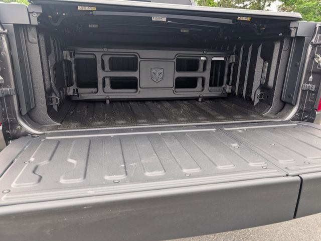 2026 RAM 1500 RAM 1500 LIMITED CREW CAB 4X4 5'7' BOX