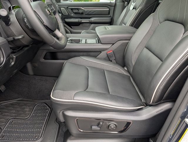 2026 RAM 1500 RAM 1500 LIMITED CREW CAB 4X4 5'7' BOX