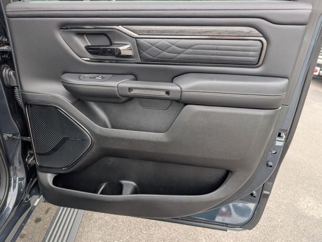 2026 RAM 1500 RAM 1500 LIMITED CREW CAB 4X4 5'7' BOX