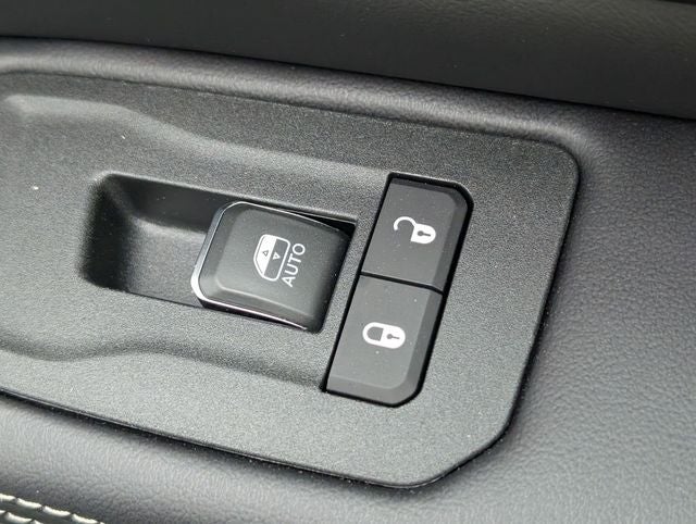 2026 RAM 1500 RAM 1500 LIMITED CREW CAB 4X4 5'7' BOX