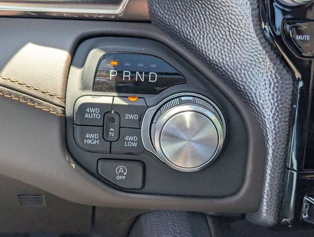 2026 RAM 1500 RAM 1500 LIMITED LONGHORN CREW CAB 4X4 5'7' BOX
