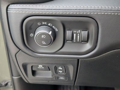 2026 RAM 1500 RAM 1500 LIMITED CREW CAB 4X4 5'7' BOX