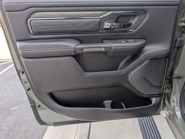 2026 RAM 1500 RAM 1500 LIMITED CREW CAB 4X4 5'7' BOX