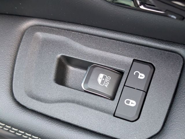 2026 RAM 1500 RAM 1500 LIMITED CREW CAB 4X4 5'7' BOX