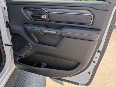 2026 RAM 1500 RAM 1500 LIMITED CREW CAB 4X4 5'7' BOX