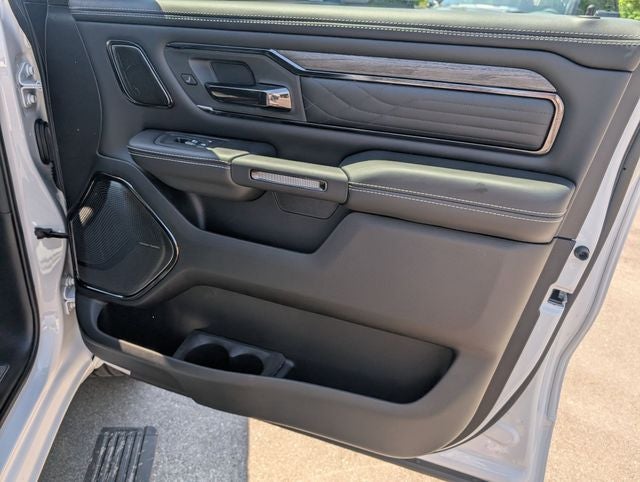 2026 RAM 1500 RAM 1500 LIMITED CREW CAB 4X4 5'7' BOX