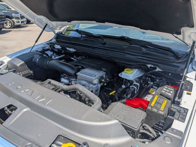 2026 RAM 1500 RAM 1500 LIMITED CREW CAB 4X4 5'7' BOX
