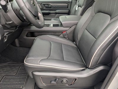 2026 RAM 1500 RAM 1500 LIMITED CREW CAB 4X4 5'7' BOX