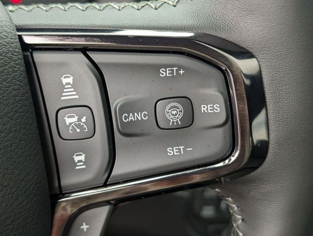 2026 RAM 1500 RAM 1500 LIMITED CREW CAB 4X4 5'7' BOX