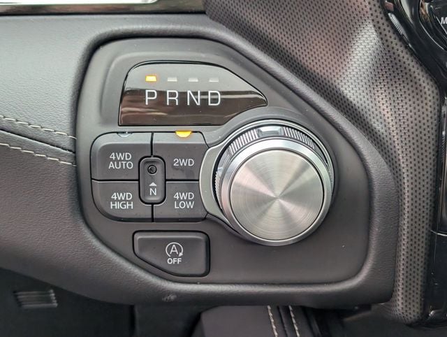 2026 RAM 1500 RAM 1500 LIMITED CREW CAB 4X4 5'7' BOX