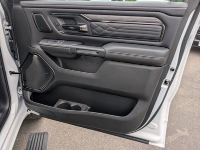 2026 RAM 1500 RAM 1500 LIMITED CREW CAB 4X4 5'7' BOX