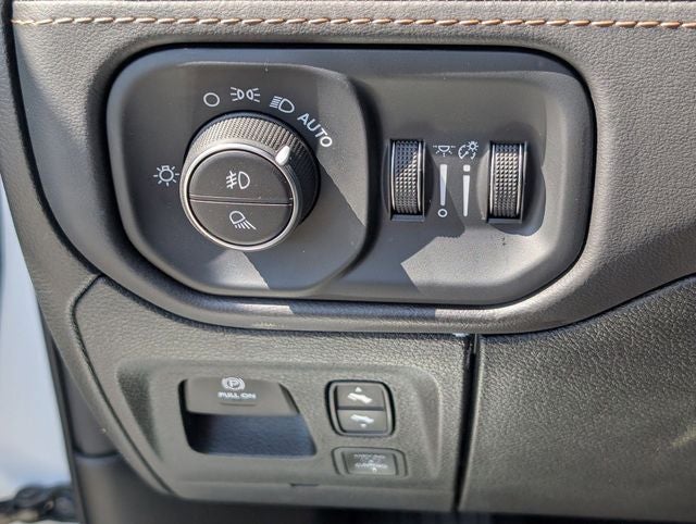 2026 RAM 1500 RAM 1500 TUNGSTEN CREW CAB 4X4