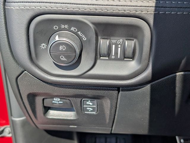 2026 RAM 1500 RAM 1500 RHO CREW CAB 4X4 5'7' BOX