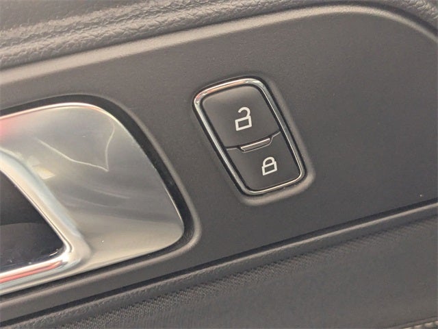 2022 Ford Mustang EcoBoost