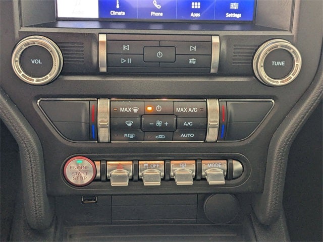 2022 Ford Mustang EcoBoost