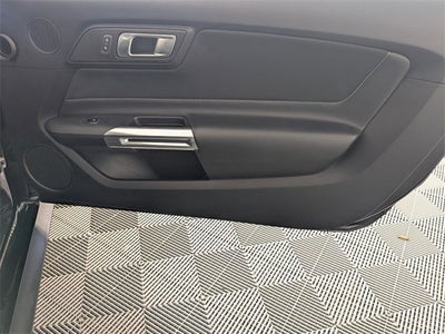 2022 Ford Mustang EcoBoost