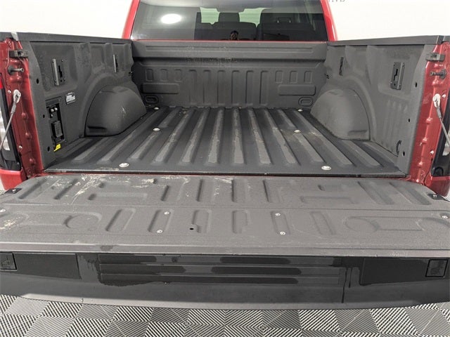 2023 Ford F-150 Lightning XLT