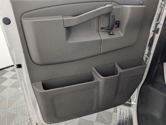 2023 Chevrolet Express 3500 LS Passenger