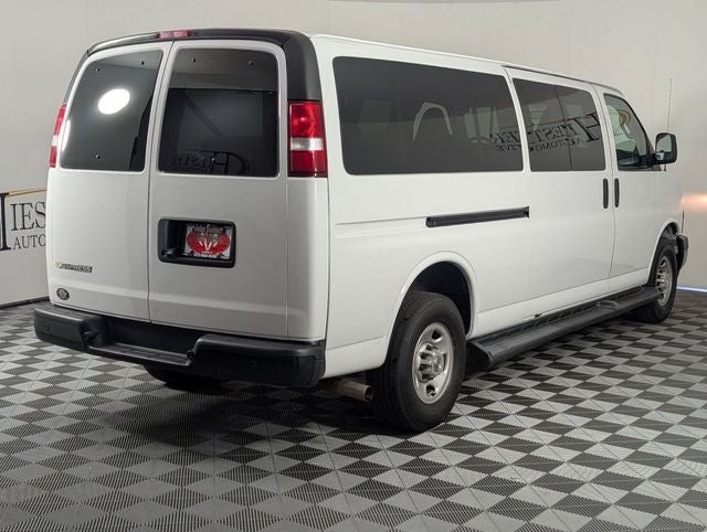 2023 Chevrolet Express 3500 LS Passenger