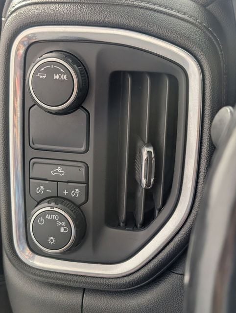 2022 Chevrolet Silverado 1500 LTD 2WD Crew Cab Short Bed LT