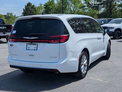 2026 Chrysler Pacifica Limited