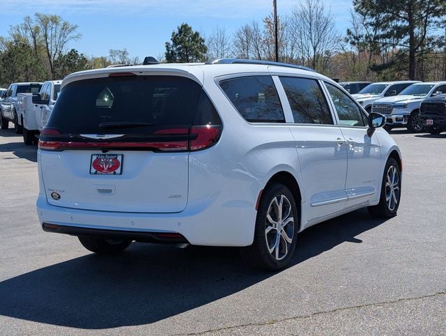 2026 Chrysler Pacifica Pinnacle