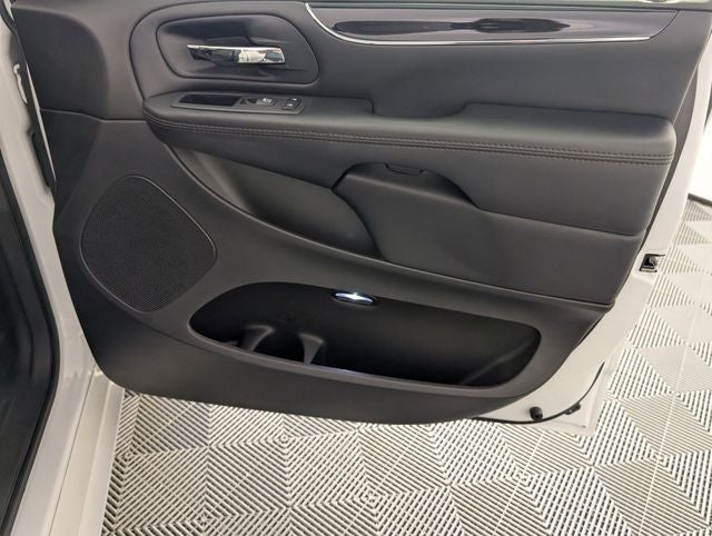 2020 Dodge Grand Caravan SE Plus
