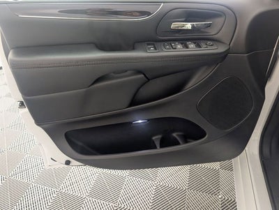 2020 Dodge Grand Caravan SE
