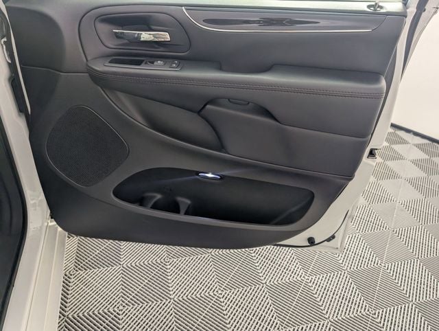 2020 Dodge Grand Caravan SE