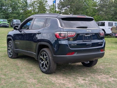 2026 Jeep Compass COMPASS LIMITED 4X4