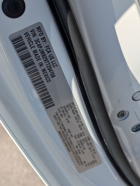2026 Jeep Cherokee CHEROKEE LAREDO 4X4