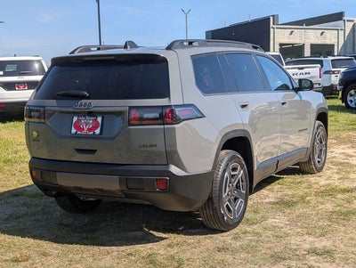 2026 Jeep Cherokee Laredo