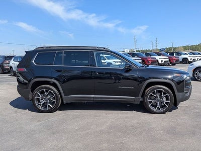 2026 Jeep Cherokee Overland