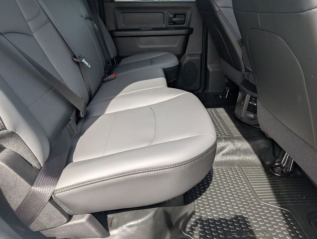 2026 RAM 3500 RAM 3500 TRADESMAN CREW CAB 4X4 8' BOX