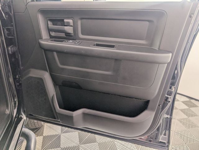 2020 RAM 3500 Tradesman Crew Cab 4x4 8' Box