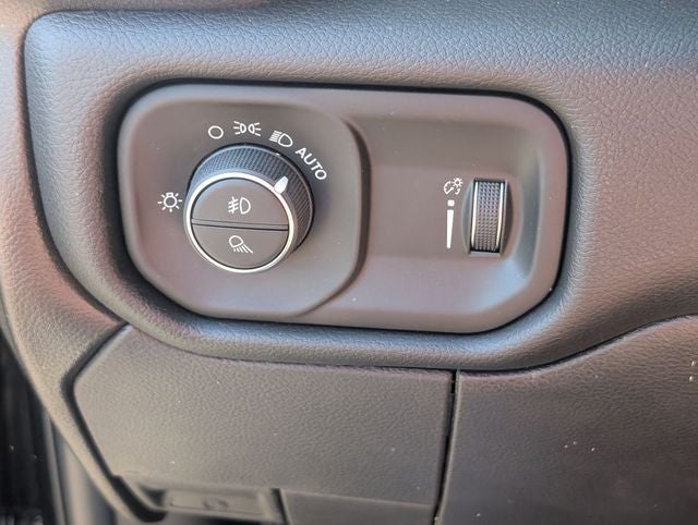 2026 RAM 3500 RAM 3500 BIG HORN CREW CAB 4X4 8' BOX