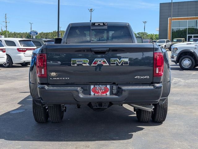 2026 RAM Ram 3500 RAM 3500 LIMITED CREW CAB 4X4 8' BOX